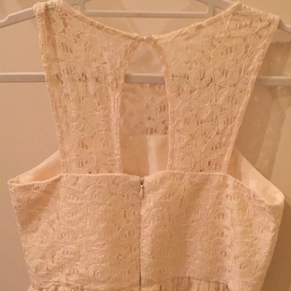 The Limited size 2 lace dress - Picture 3 of 3